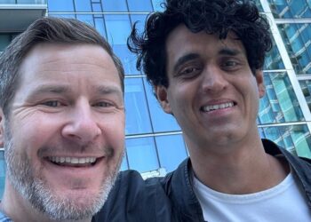 Check out the exclusive pitch deck Valerie Health used to raise $30 million from Redpoint Ventures to automate healthcare faxes