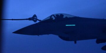 Videos show what it’s like watching British Typhoon and Swedish Gripen jets refuel at 30,000 feet