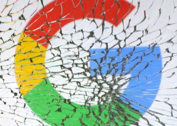 Judge orders Google to rebid for default search deals every year in a major antitrust blow