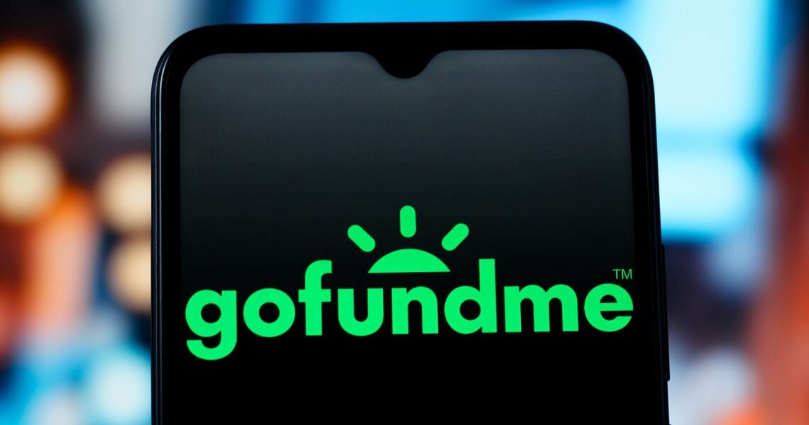 An 88-year-old worked 5 days a week at a supermarket. Then strangers raised almost $2 million so he could finally retire.