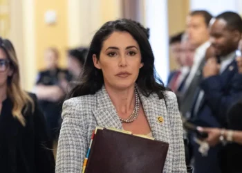 Why the latest effort to ban stock trading in Congress is falling flat