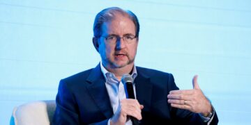 PwC’s AI chief says the tech is ‘overwhelming everyone’ but companies moving fast are seeing 3 times the revenue