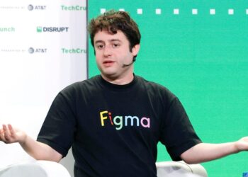 Figma CEO says he was initially a ‘bad manager.’ Here’s how he turned it around.