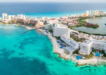 Everything you need to know if you’re traveling to the Caribbean, according to the US State Department