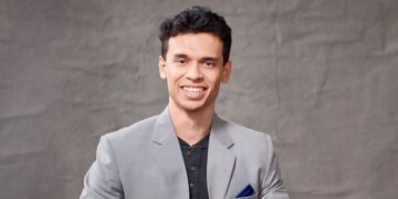 I work in AI security at Google and there are some things I would never tell chatbots. I follow 4 rules to use AI safely.