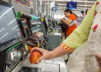 Walmart is one of the last major retailers that still doesn’t accept Apple Pay. It probably won’t anytime soon, either.