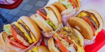 The 20 most beloved restaurant chains in the US, according to Yelp