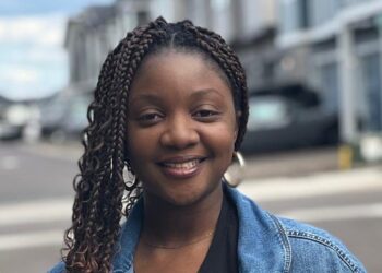 I made $560,000 in revenue last year reselling products on Amazon. Here’s exactly how I do it.