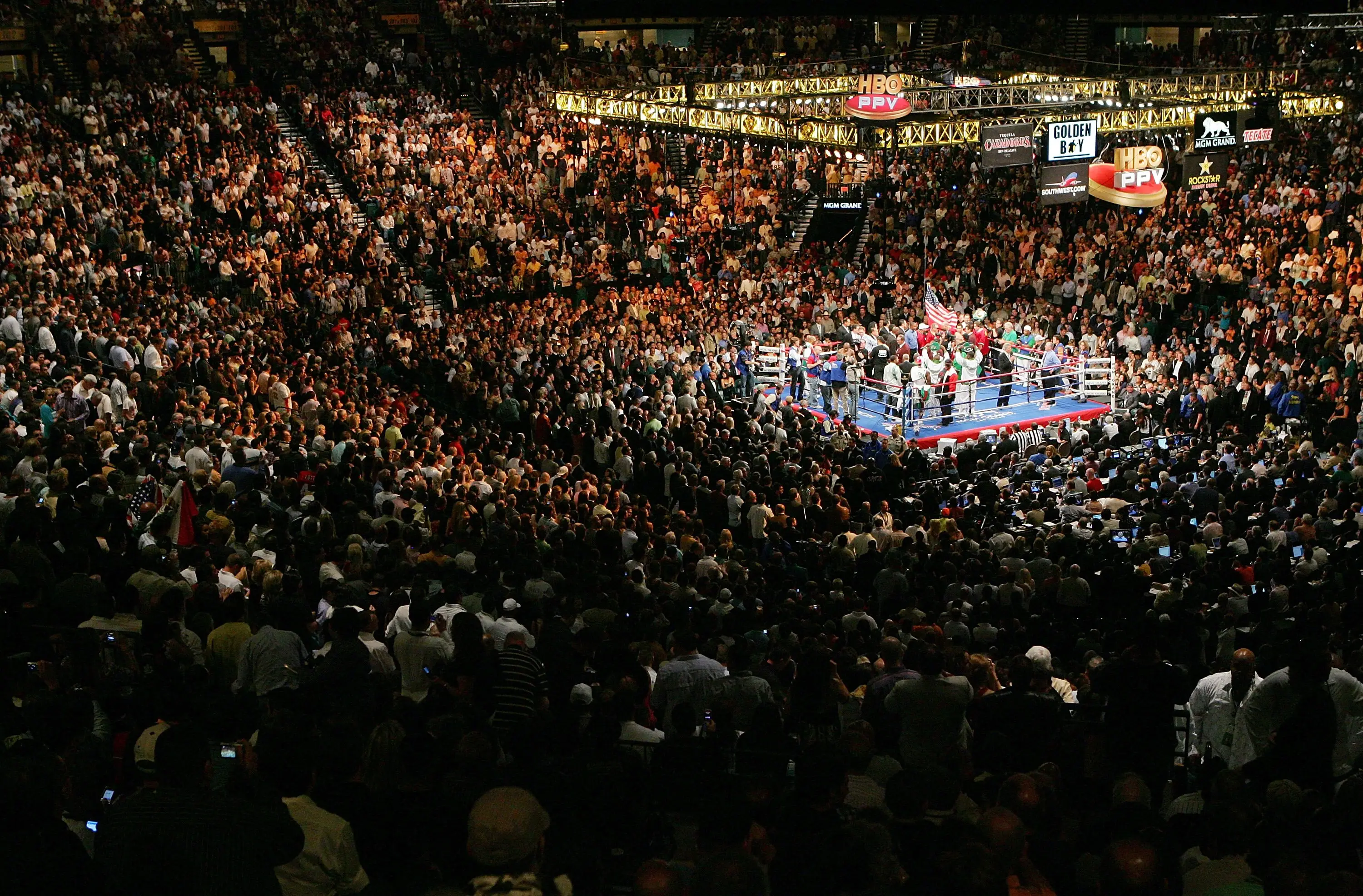 2007 fight Floyd Mayweather against Oscar De La Hoya.