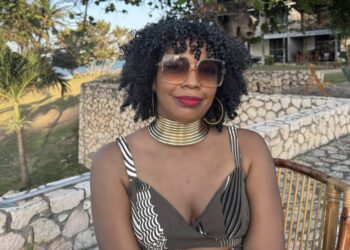 I got a job by building a dating-app-inspired website and pitching myself as the ‘perfect match’ for the role. Here’s how I did it.