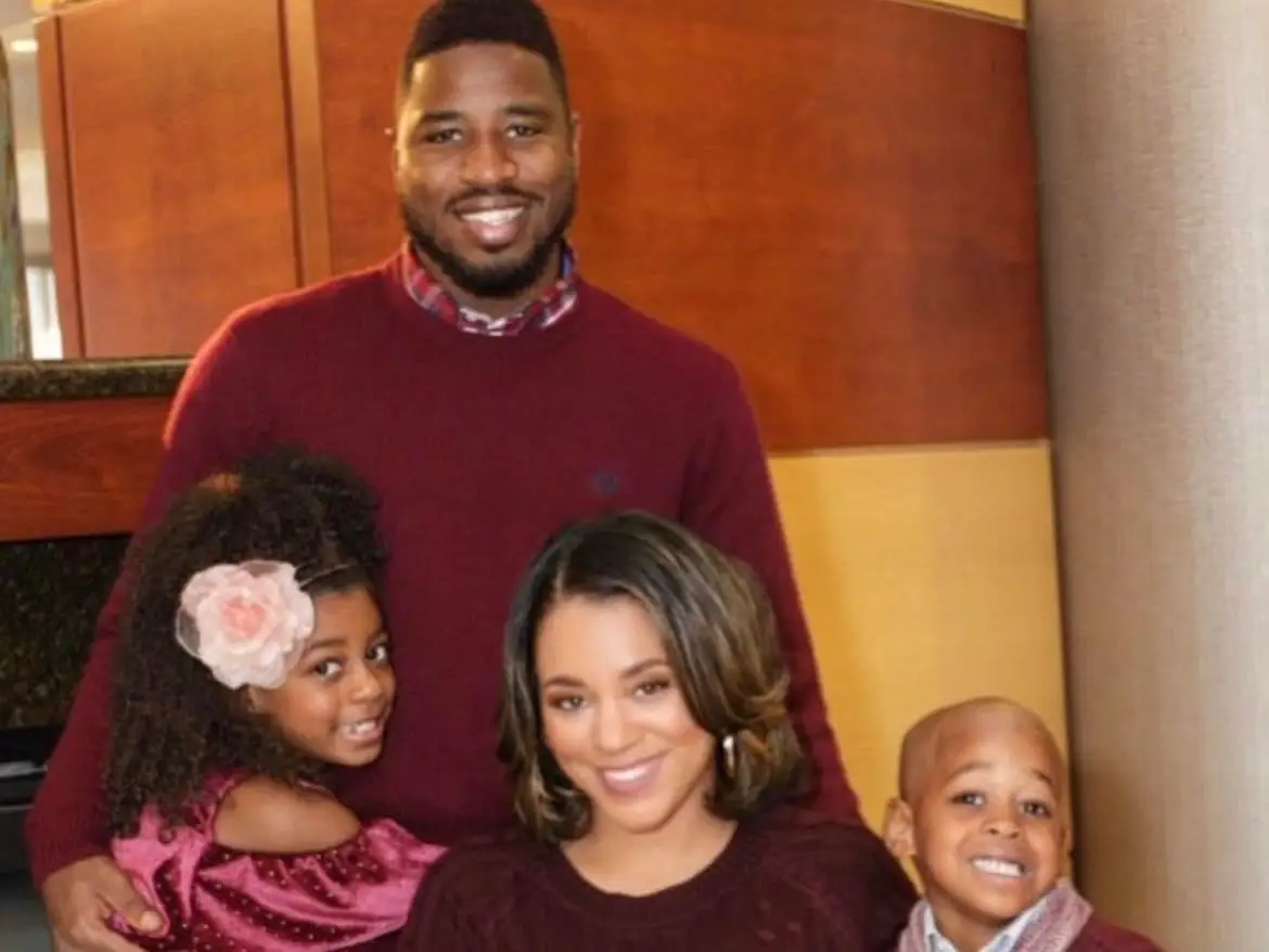 Family on Thanksgiving