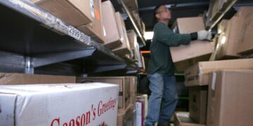 The one thing to watch for when shopping online this holiday season