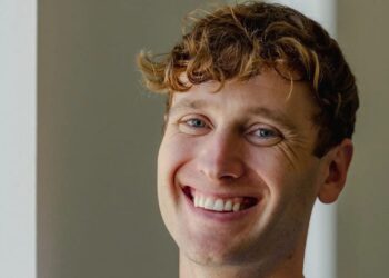 Harvey CEO shares his advice to young lawyers — and those considering pivoting into legal tech