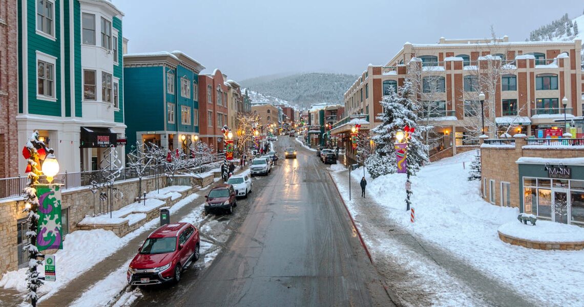 I’ve visited all 50 states. There are 7 cozy cities I always tell people to visit during the winter months.