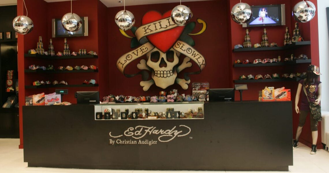 My 15-year-old sister’s sprawling Christmas list shows Y2K brands like Ed Hardy and Hollister are hot with teens again