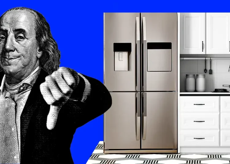 I’m an interior designer who works with wealthy clients. Here are 10 things I never see in their kitchens.