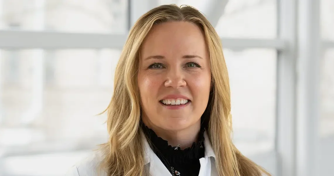 A powerlifting doctor shares her 2 favorite exercises to build muscle, boost longevity, and speed up recovery