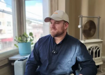 I worked at Tesla and Waymo. Here are the leadership lessons I bring to my startup.