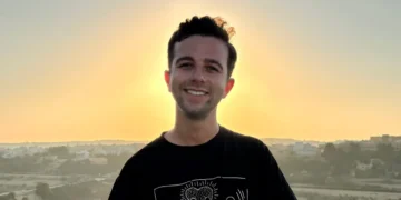 I wrote a book while working full-time. These 3 productivity habits helped me do it without sacrificing sleep.