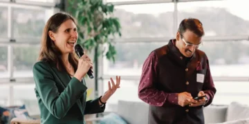 I’m a senior partner at BCG. I fuel my days playing basketball in the morning and eating cookies.