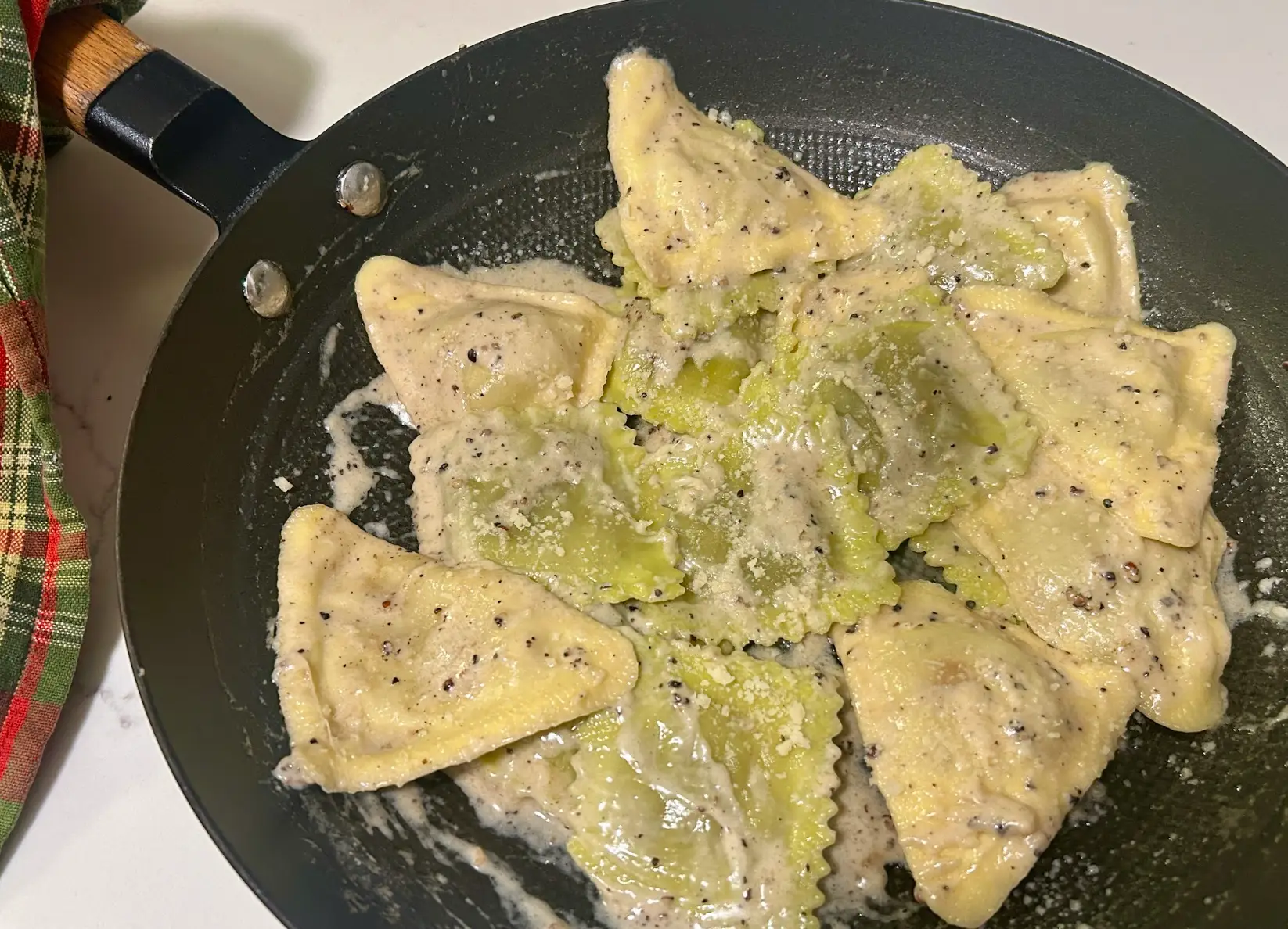 The finished cacio e pepe ravioli.