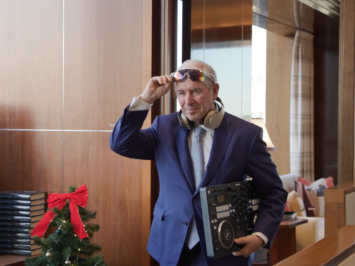 Blackstone's Steve Schwarzman getting ready to DJ.