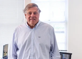 I’m an ex-Clinton strategist turned CEO. I don’t micromanage and love Chinese food and brain games &mdash; here’s a day in my life.