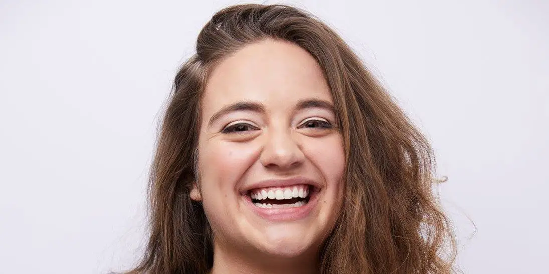 I give LinkedIn makeovers to executives. Here are 4 ways to brag more effectively on your profile.