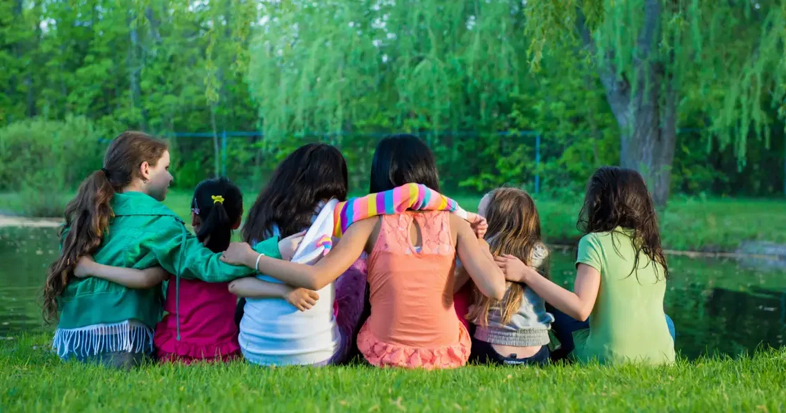 I’m the oldest of 8 kids, including 5 foster siblings. There are pros and cons to my big family.