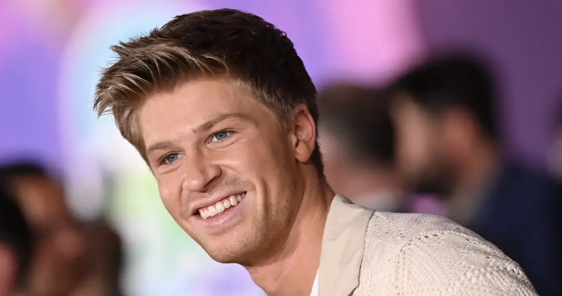 Robert Irwin says his mom held the family together after his father died