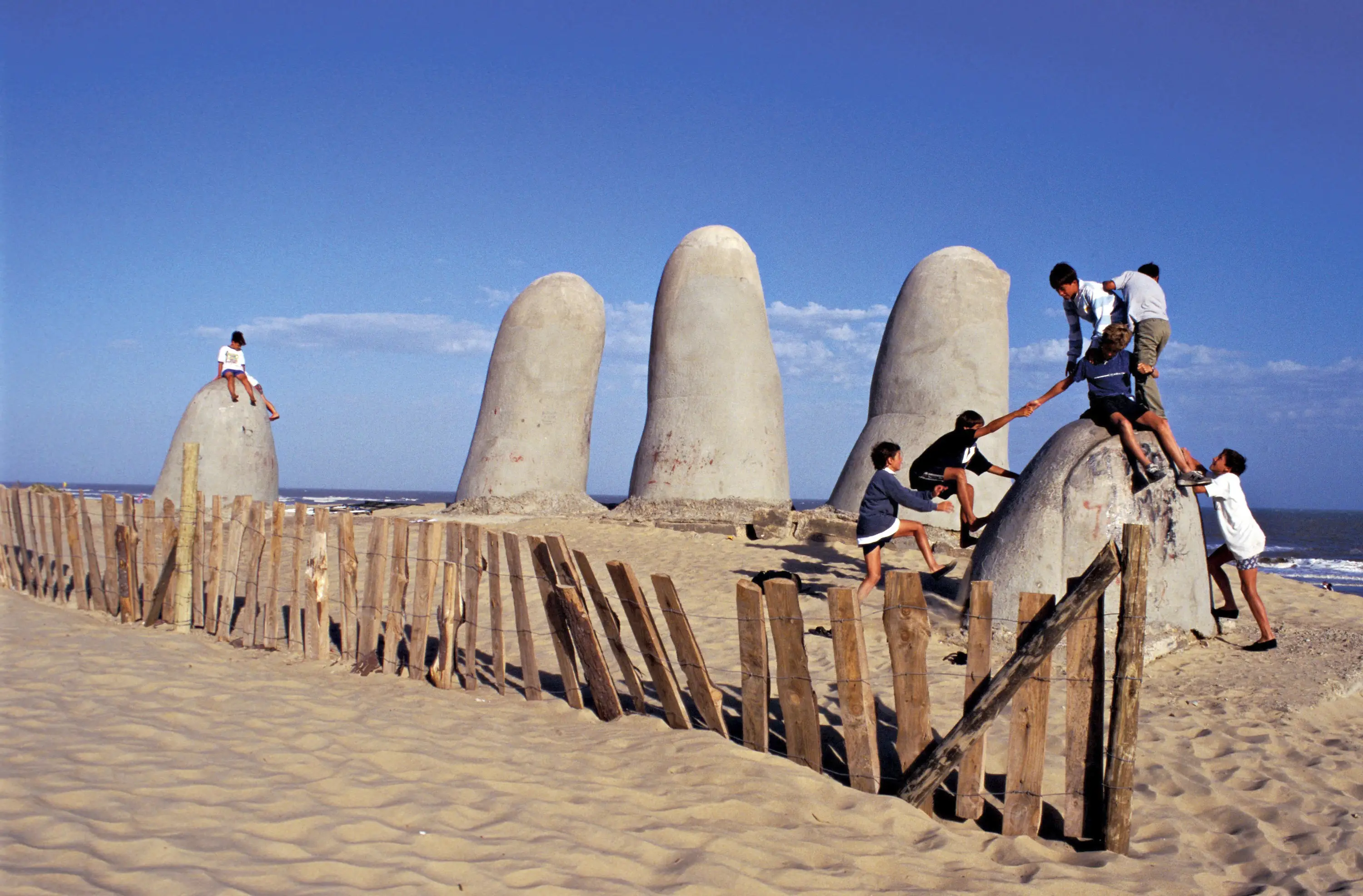 Kids playing in Punta del Este
