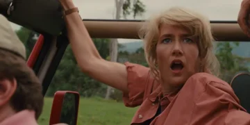 Laura Dern says an awkward moment on set acting with fake dinosaurs made her worried ‘Jurassic Park’ would flop