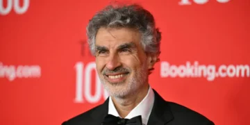 A godfather of AI shares the career advice he’d give to his 4-year-old grandson as AI displaces jobs