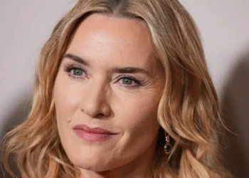 Kate Winslet says becoming a mother helped save her mental health after ‘Titanic’