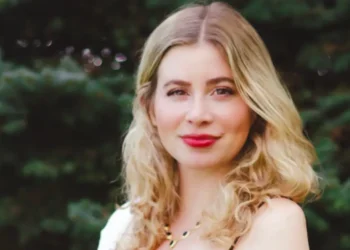 I used to hide my panic disorder at work. Now I run a PR agency where no one has to.