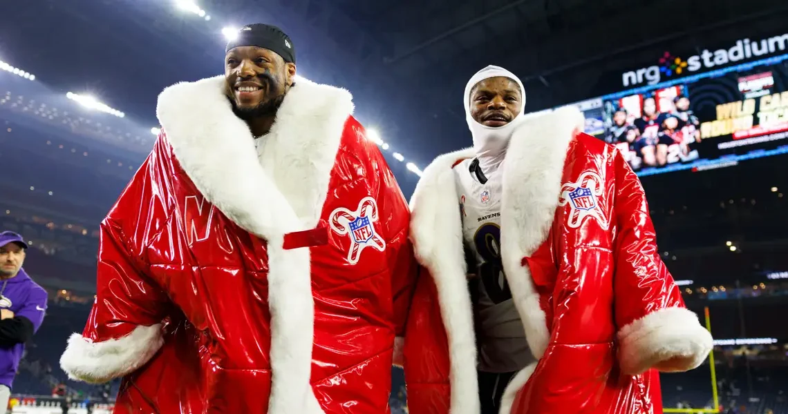 This chart shows how much streamers like Netflix, Amazon, and YouTube TV are spending on sports