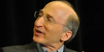 A Nobel Prize-winning physicist explains how to use AI without letting it do your thinking for you