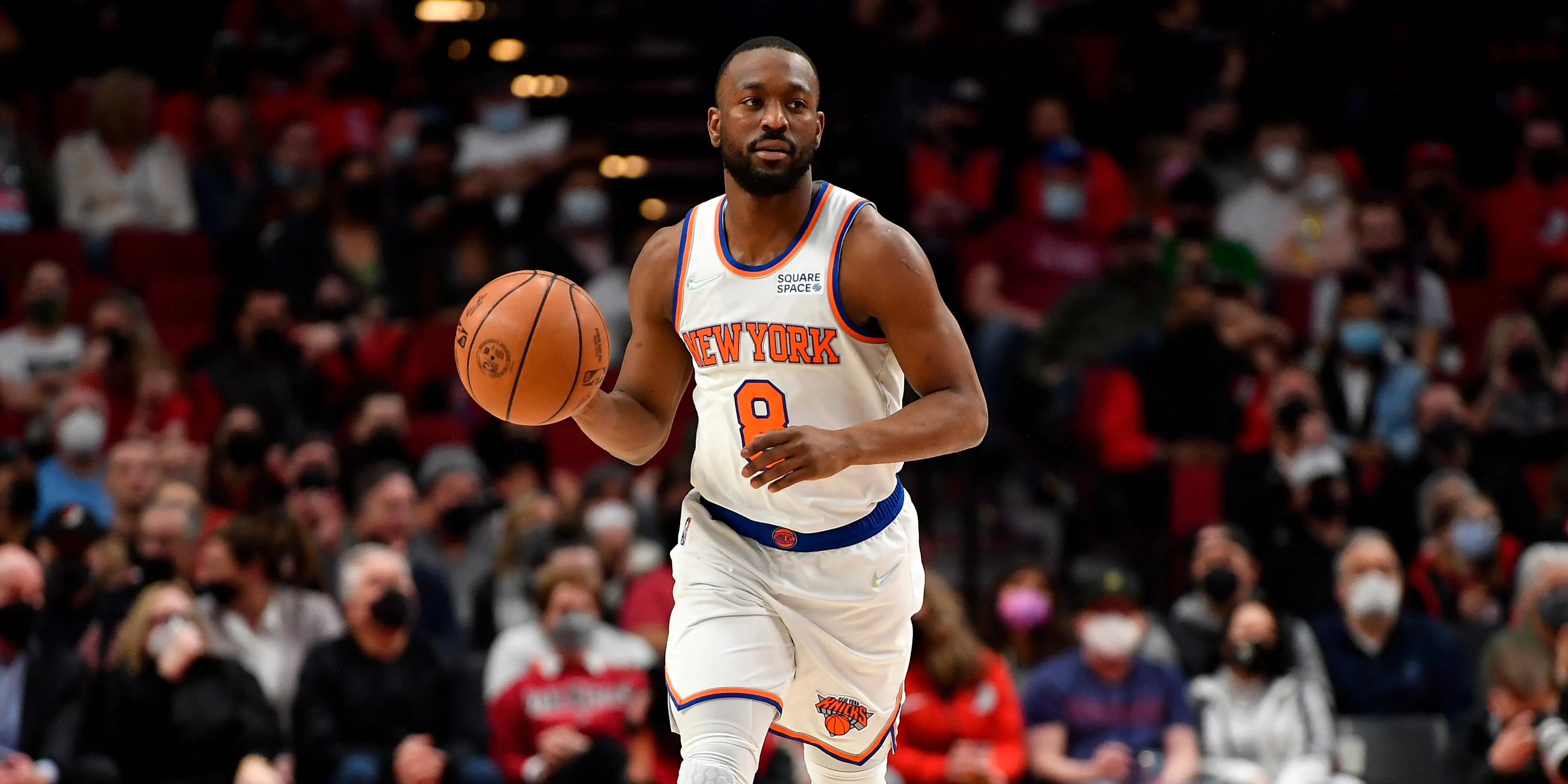 Kemba Walker dribbling in a New York Knicks uniform
