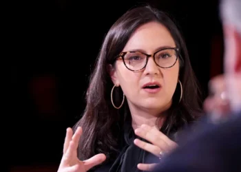Read Bari Weiss’ new memo that defends pulling a ’60 Minutes’ segment and says Americans lack trust in the press