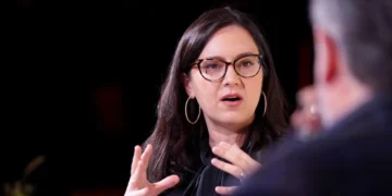 Read Bari Weiss’ new memo that defends pulling a ’60 Minutes’ segment and says Americans lack trust in the press