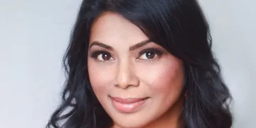 I’m a business immigration lawyer. I’m telling my clients that if you have a valid visa stamp, return to the US now.