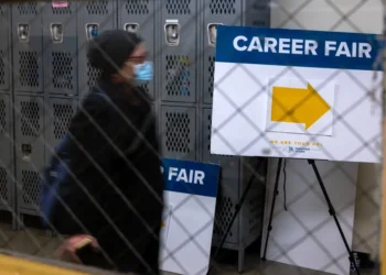 A ‘jobless boom’ is shaping up to be the story of the 2026 economy