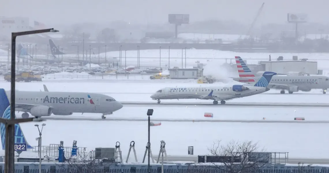 ‘Misery Map’ shows holiday travel chaos on both coasts with canceled and delayed flights