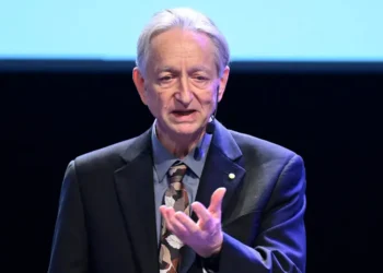 The ‘Godfather of AI’ warns 2026 will bring a new wave of AI job losses