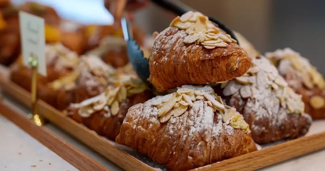 The 5 red flags a Michelin-star pastry chef looks for when visiting a bakery
