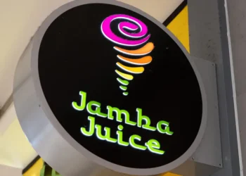 Companies are slashing middle management. Jamba Juice’s former CEO says it is crucial for success.