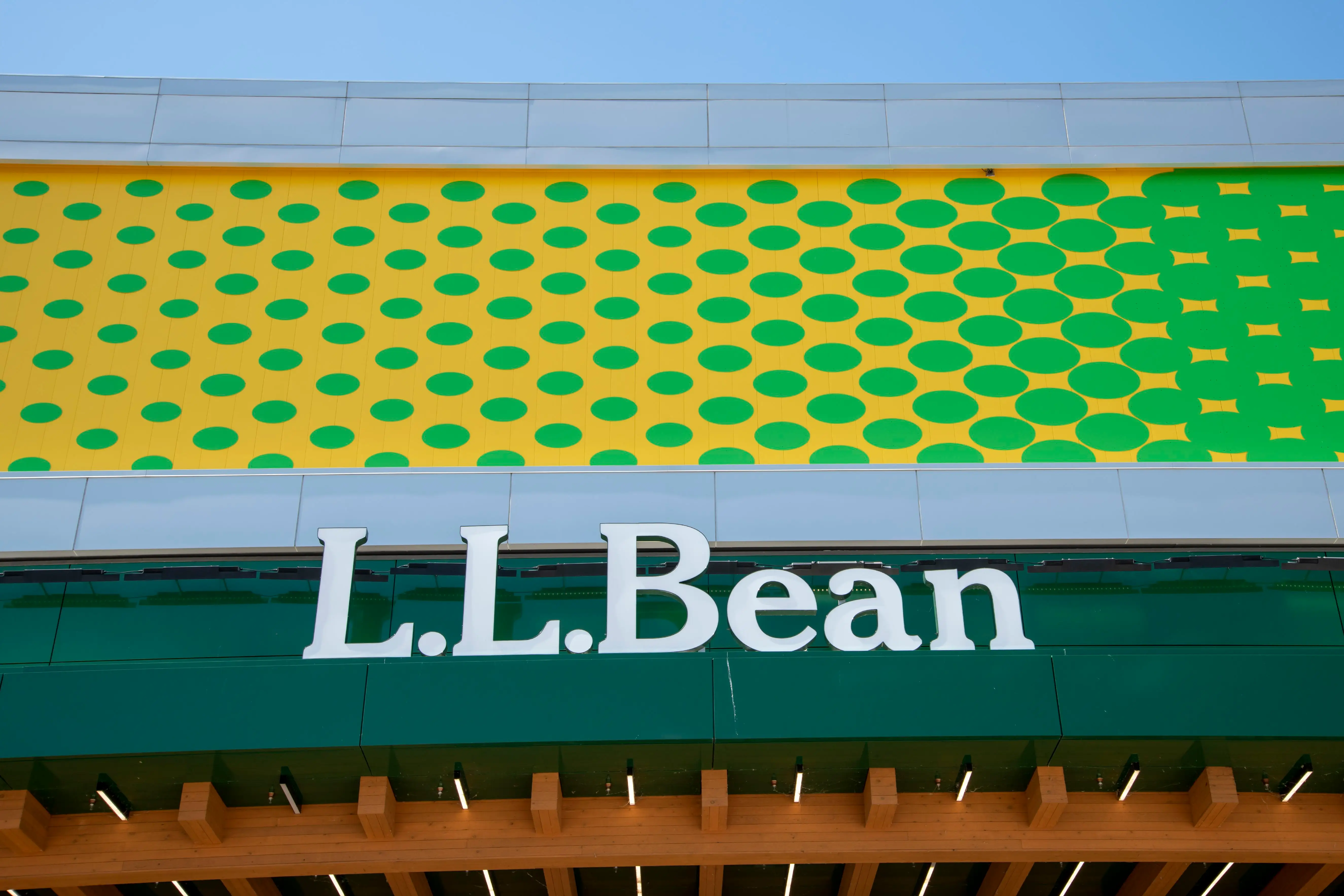 LL Bean sign