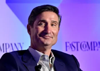 Brian Niccol said a Reddit thread of people interviewing for his company showed him that his ‘Back to Starbucks’ plan was working