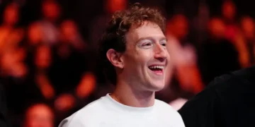 Manus’ cofounder shared 2 photos showing he has something in common with Meta’s Mark Zuckerberg