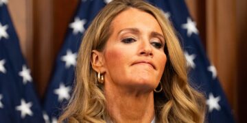 Billionaire Trump Goon Ripped for Wild Claim About Small Businesses